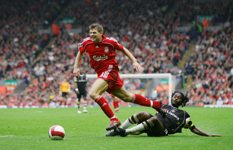 实现中超三连冠、队史第4冠，海港官方社媒发文庆祝（海港夺中超三连冠成队史第4冠 官方社媒发文庆贺）